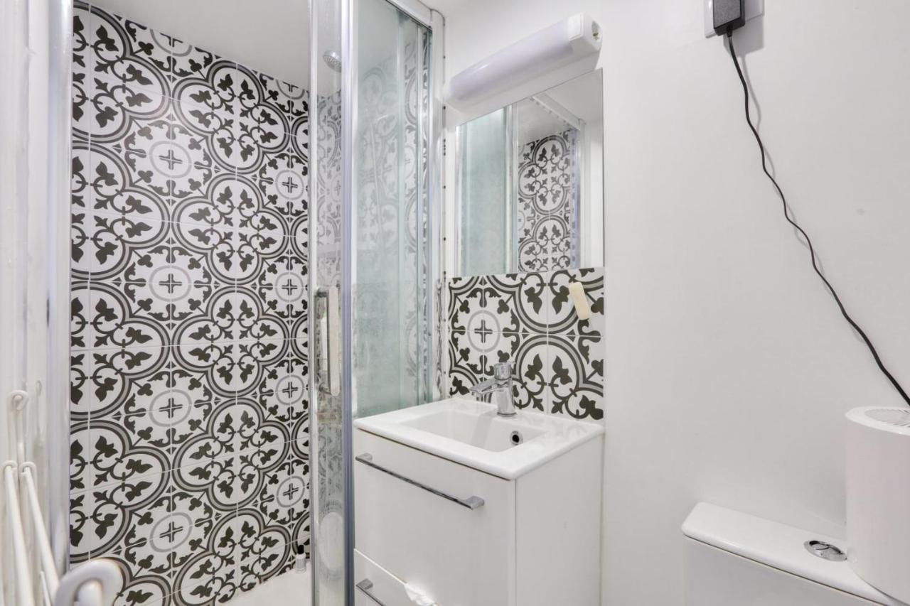 Super Studio In The 11Th District Apartment Paris Exterior photo