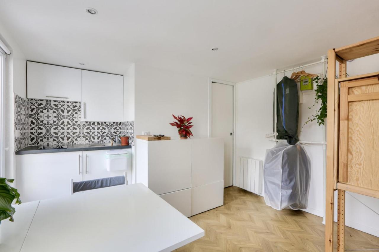 Super Studio In The 11Th District Apartment Paris Exterior photo